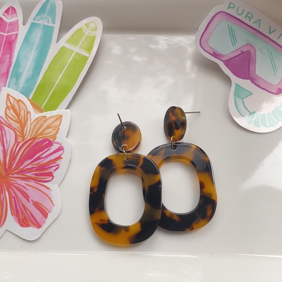 ✨HP✨Tortoise Shell Square Drop Earrings - Picture 6 of 6